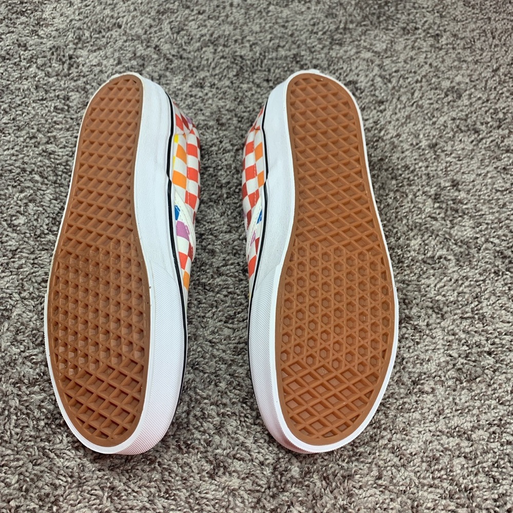 Vans - Picture 4 of 4